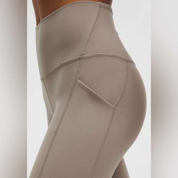 Lululemon Athletica 25” HR Align Leggings W/Pockets - NWT! - Picture 3 of 8